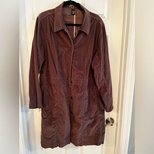 Venezia corduroy long button up jacket with pockets.